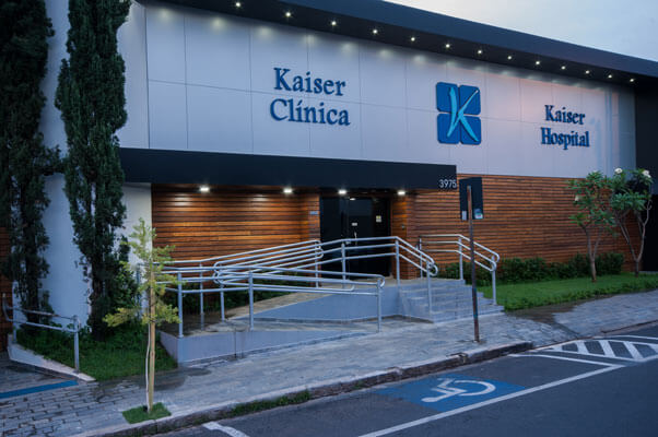 Leia mais sobre o artigo Kaiser Hospital Dia comemora 10 anos de residência médica neste sábado